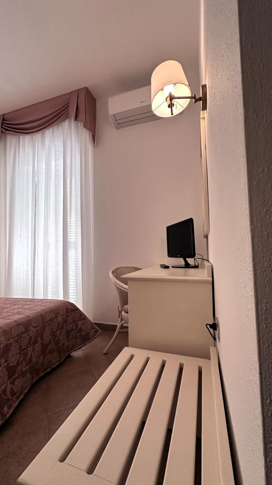 Hotel Terranova Olbia Kültér fotó
